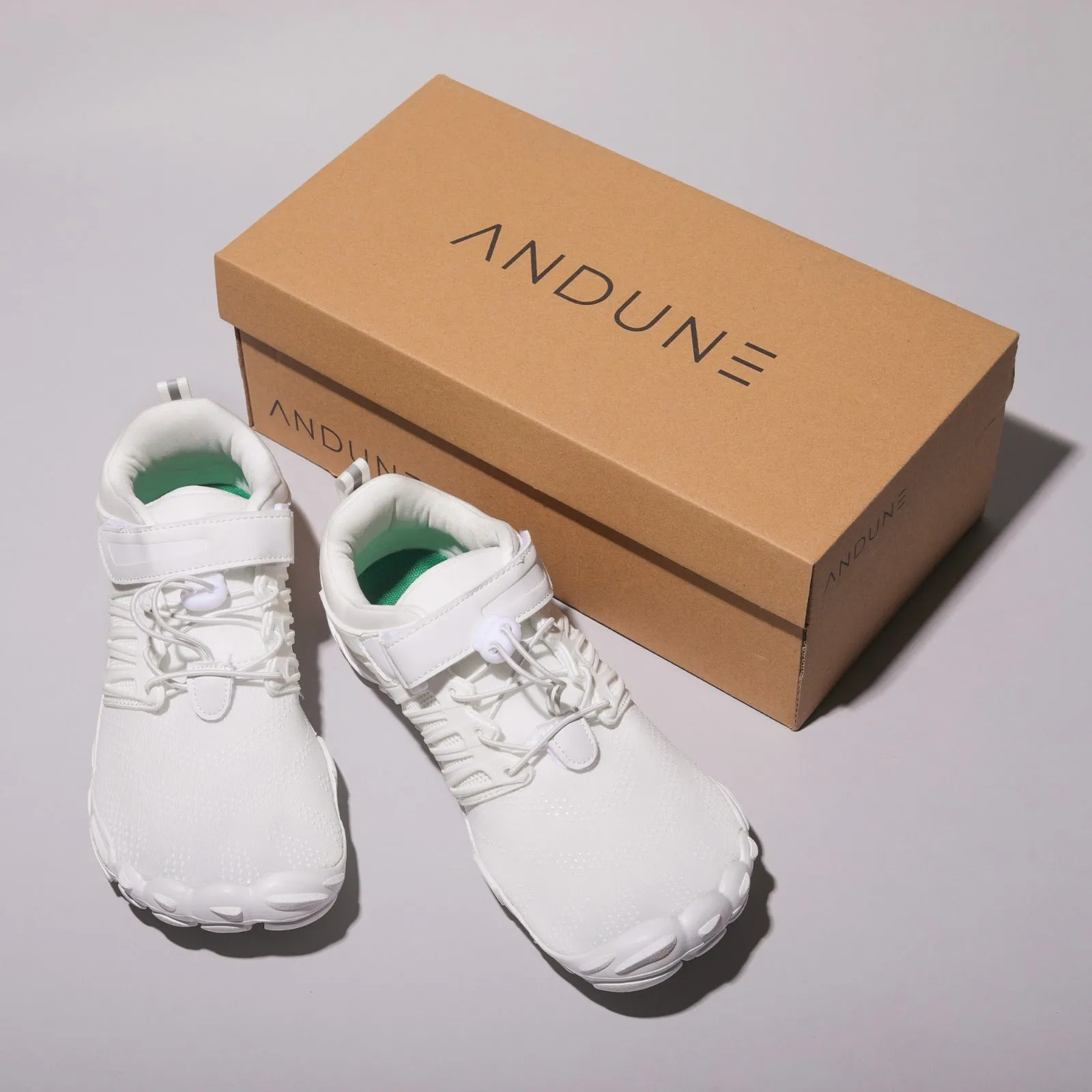 ANDUNE Women’s Barefoot & Minimalist Cross Training Shoes – All Terrain White Dash
