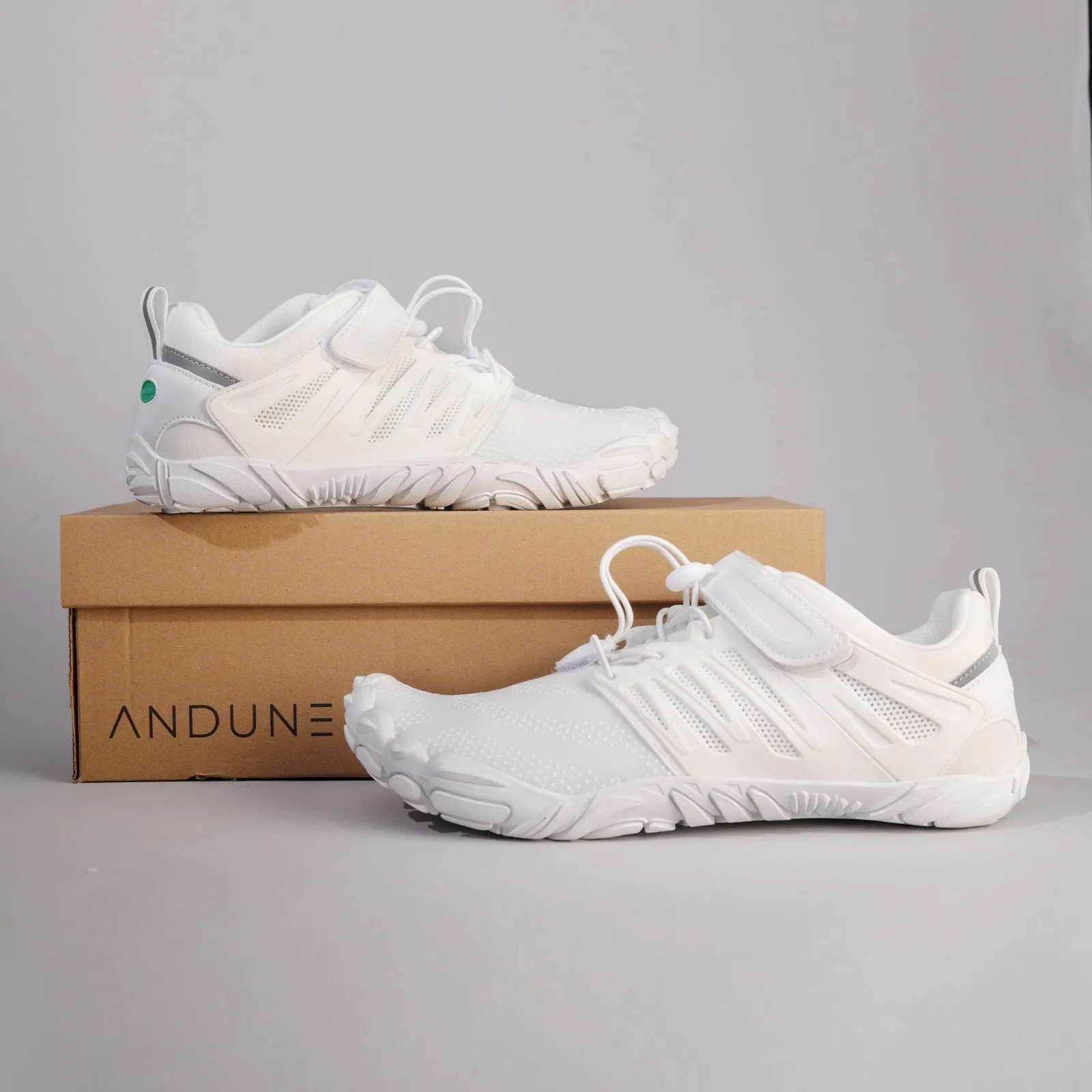 ANDUNE Women’s Barefoot & Minimalist Cross Training Shoes – All Terrain White Dash