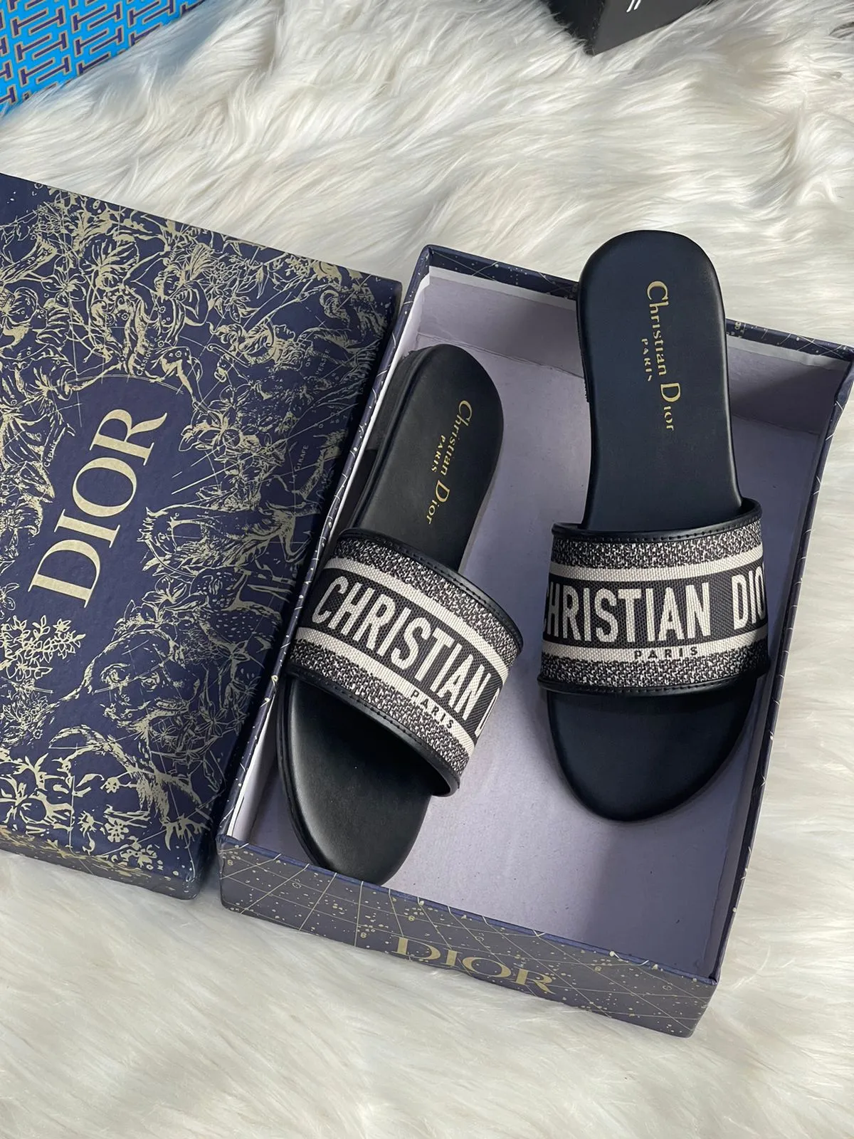 CHRISTIAN DIOR Casual Flat Slippers