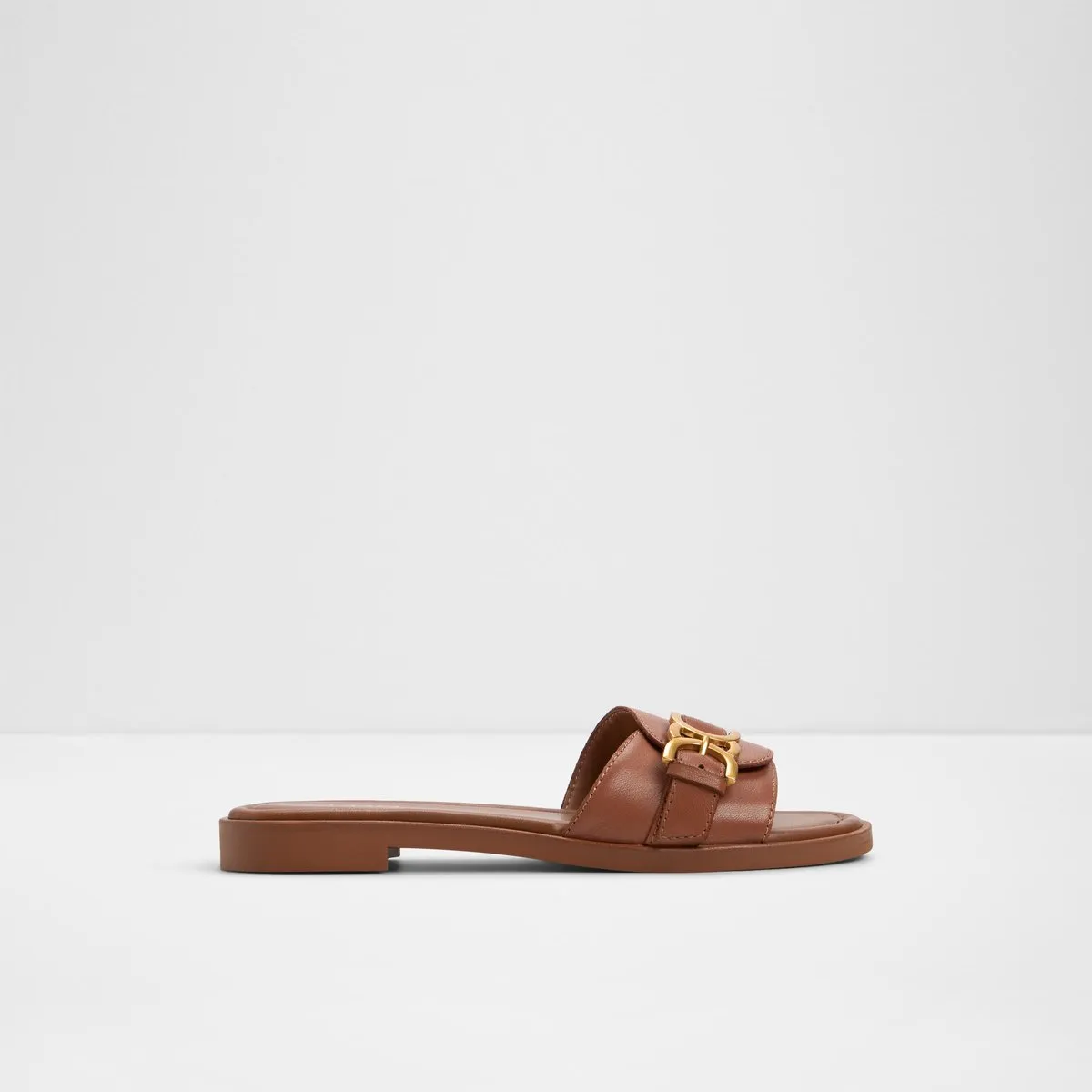 Dallaedar Slide Sandals