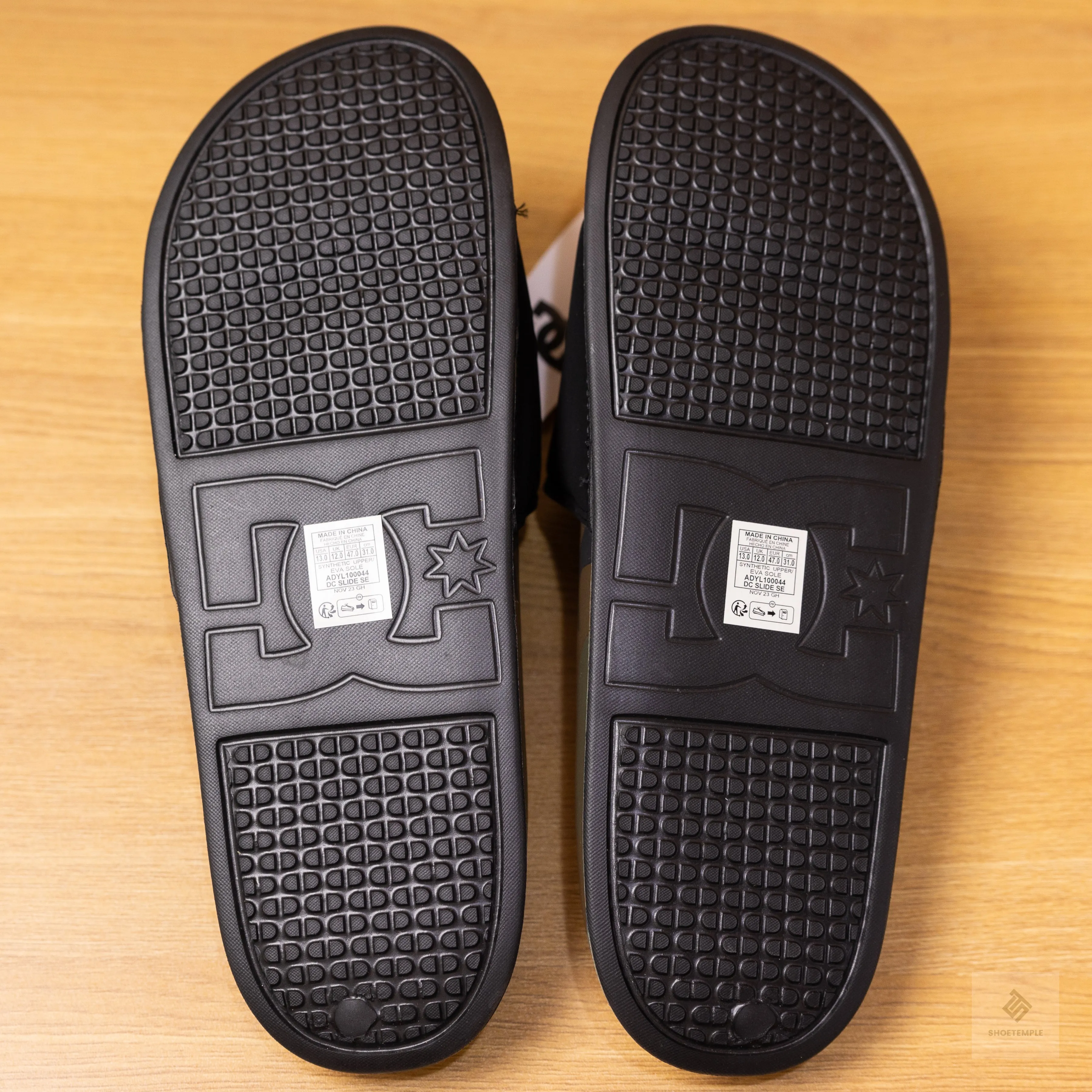 DC Slides Camo