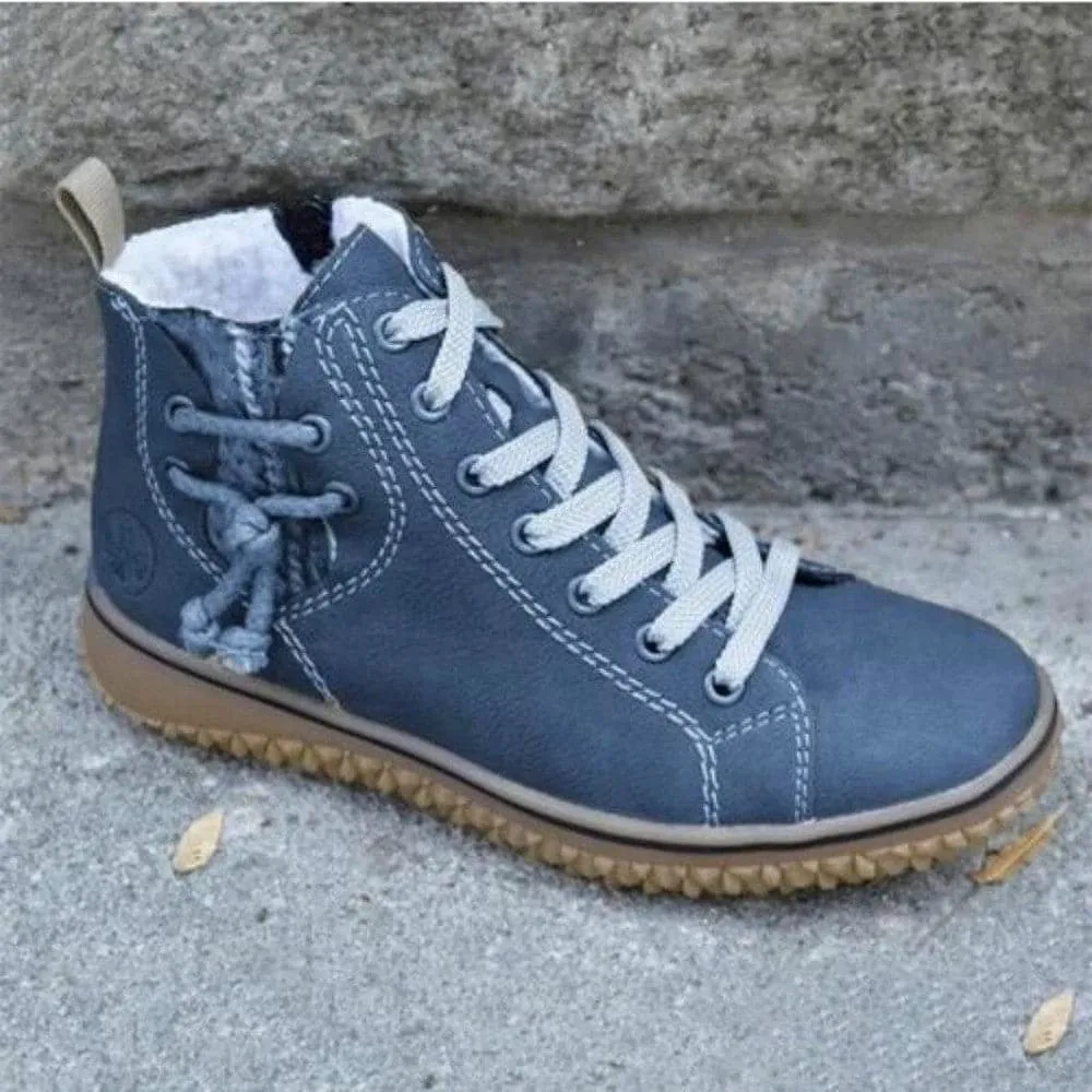 Elegant and detailed supportive summer footwear