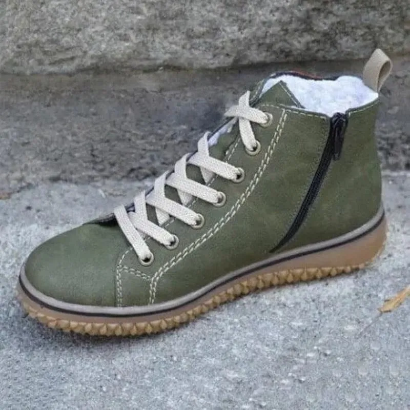 Elegant and detailed supportive summer footwear