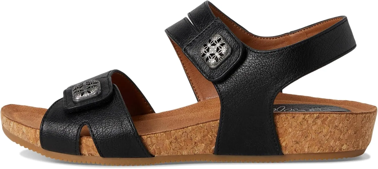 Eurosoft by Sofft Women's Gallatin Flat Sandal