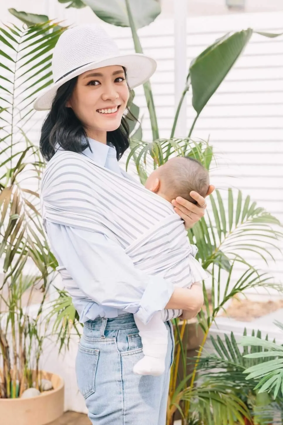 Konny Original Baby Carrier SoftBreeze Luxury Carrier Wrap, Easy to Wear Baby Wrap Carrier, Perfect Essentials Cloths for Newborn Babies up to 44 lbs, (Stripe, 2XS)