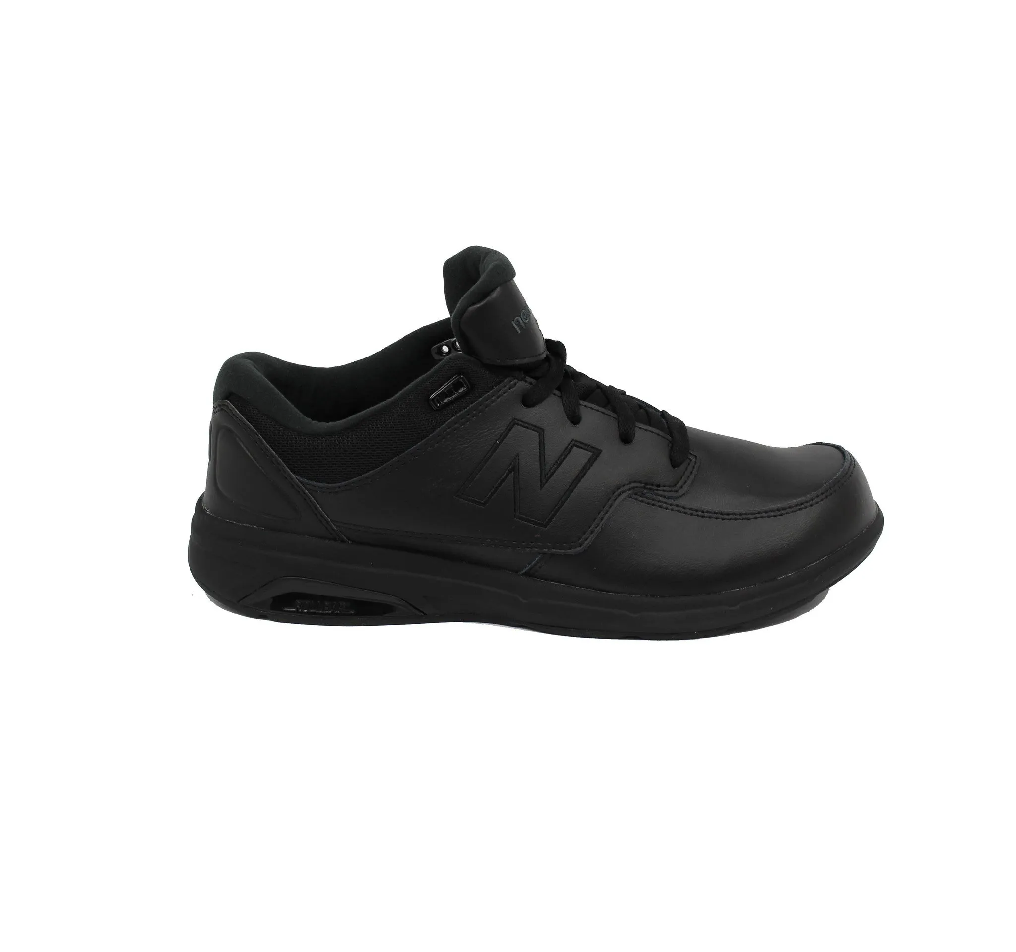 MEN`S 813 WALKING SNEAKER