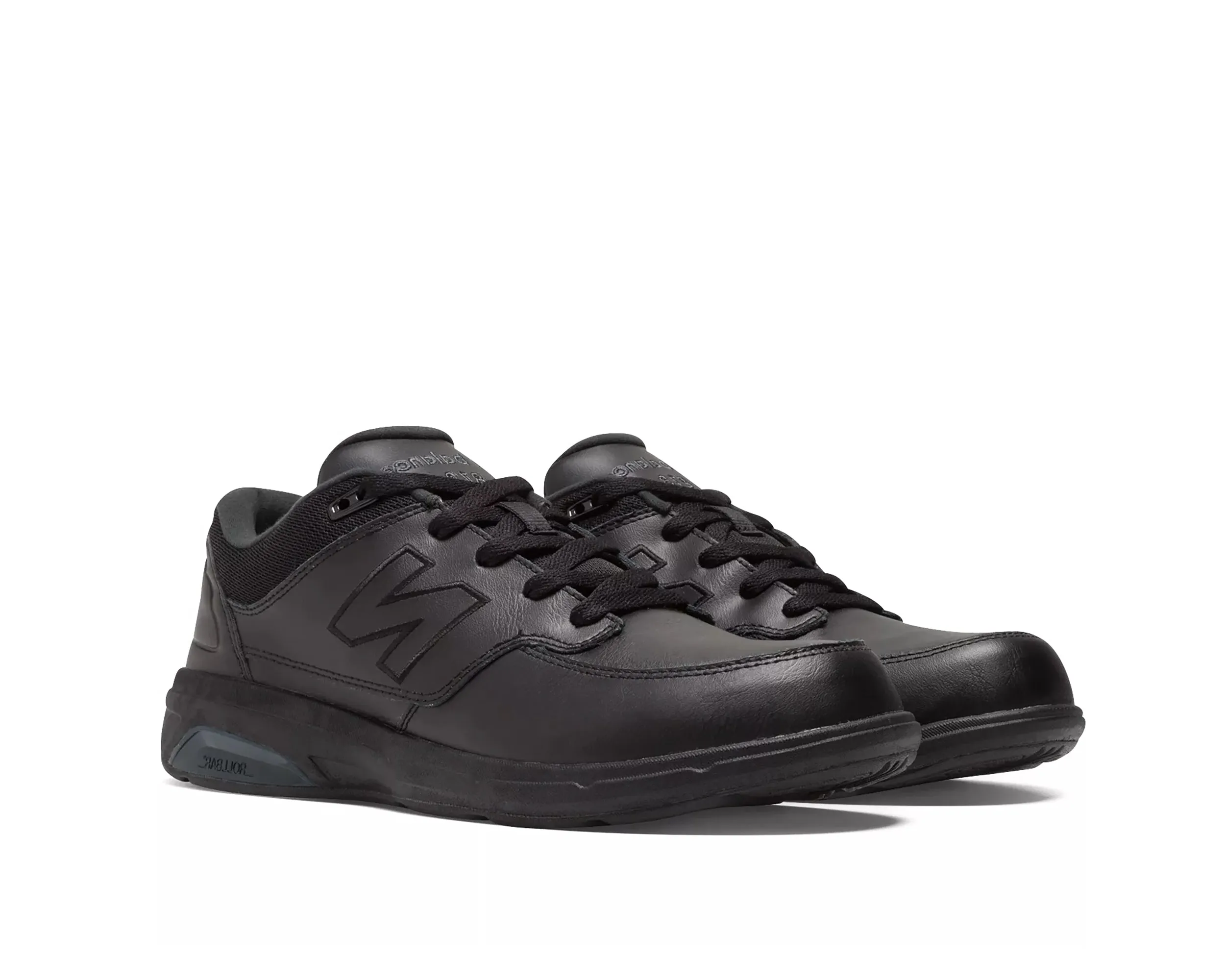 MEN`S 813 WALKING SNEAKER