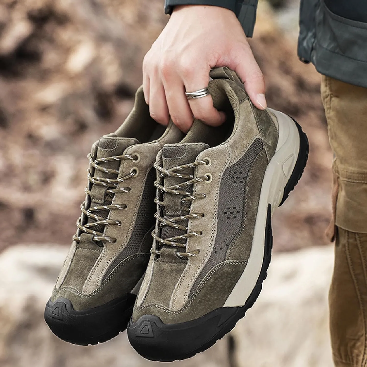 Men's Genuine Leather Waterproof Hiking Shoes Casual Lace Up Comfortable Protective Cap Toe Non-Slip Platform Trekking Sneakers for Outdoor Trailing Camping Walking Shoes