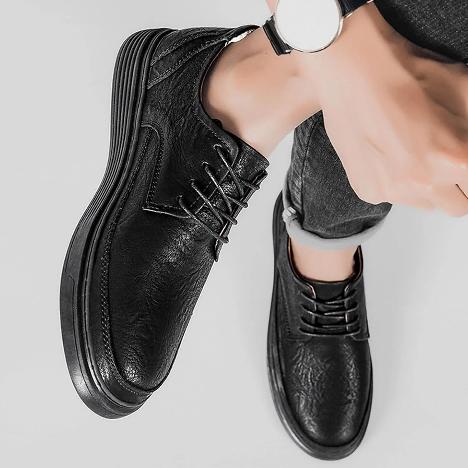 Men's Leather Flat Dress Fashion Sneakers Retro Comfortable Round Toe Stitching Details Lace-up Soft Sole Casual Skate Shoes Office Working Daily Walking Shoes
