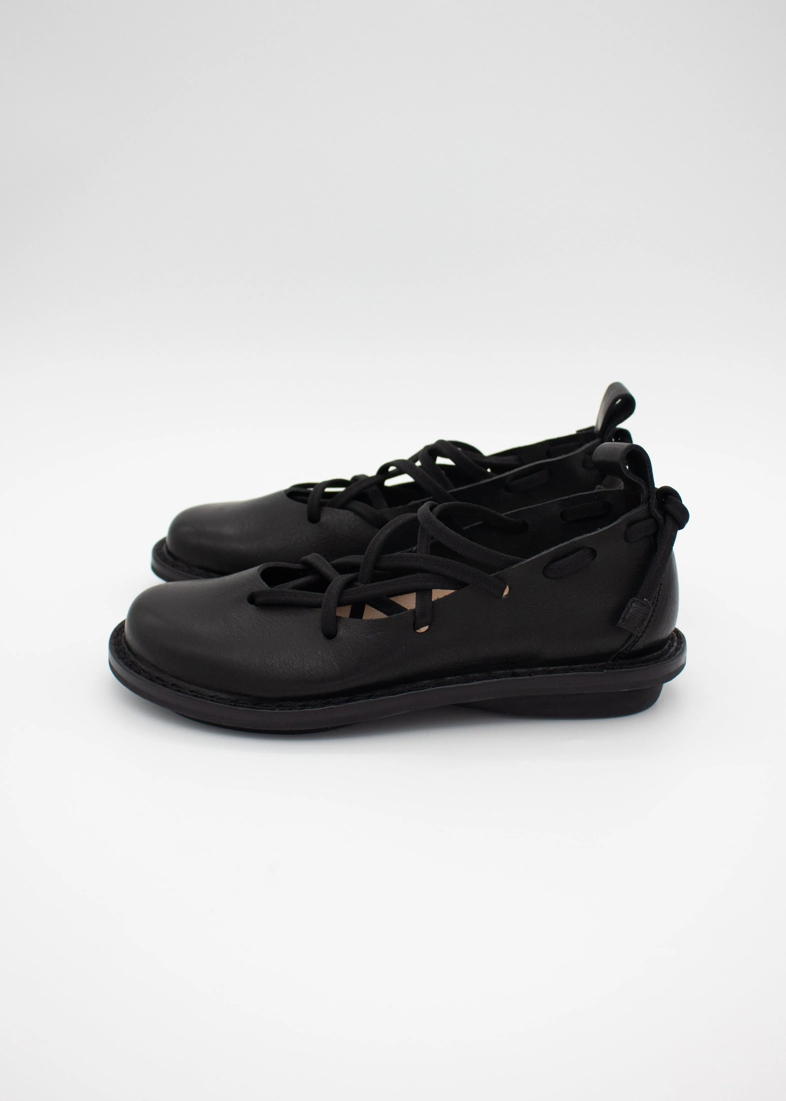 Mess F | Black size 39