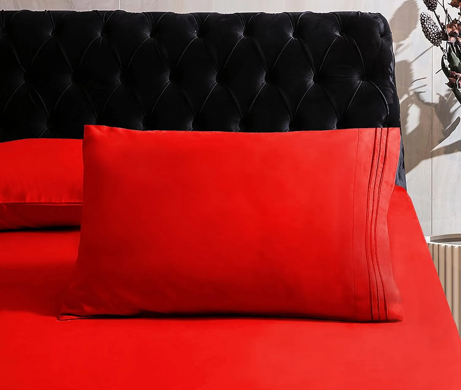 Mocassi Queen Sheet Set - Luxury Hotel 1800 Premier Bedding Sheets & Pillowcases - Ultra Soft Breathable & Cooling Bed Sheets - Deep Pocket - Wrinkle Resistant - 6 Piece Set - Queen, Red