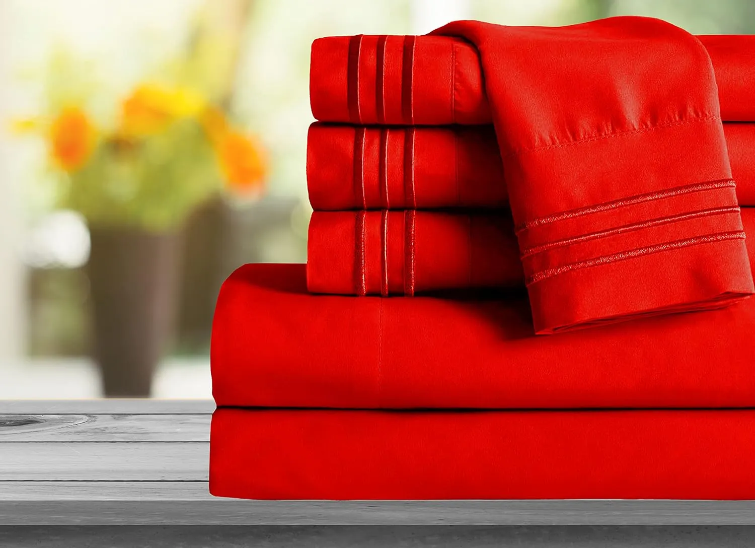 Mocassi Queen Sheet Set - Luxury Hotel 1800 Premier Bedding Sheets & Pillowcases - Ultra Soft Breathable & Cooling Bed Sheets - Deep Pocket - Wrinkle Resistant - 6 Piece Set - Queen, Red