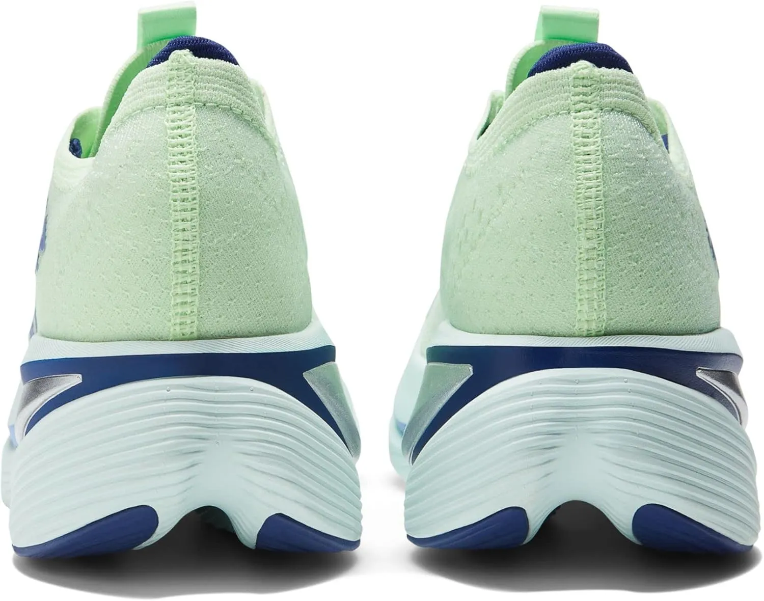 New Balance Women's FuelCell SuperComp Trainer V2 Running Shoe