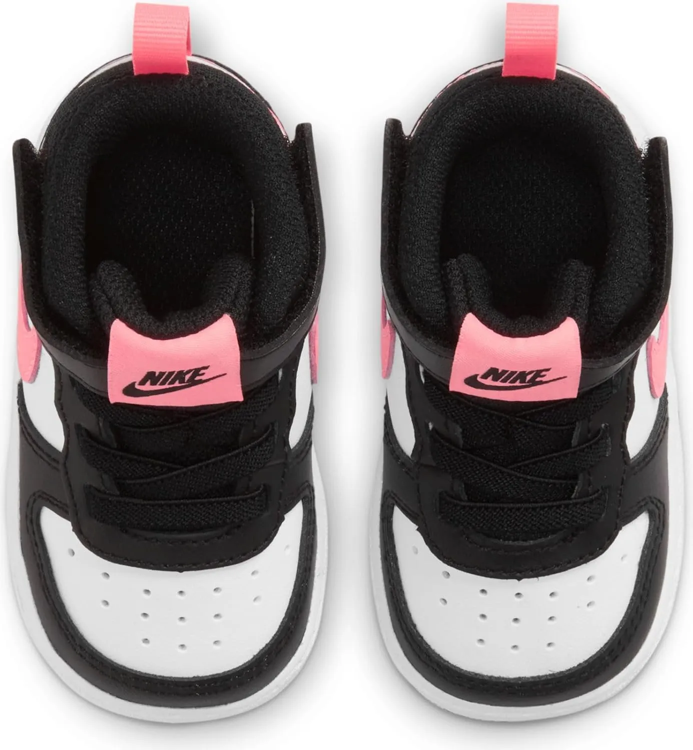 NIKE Boy's Sneaker
