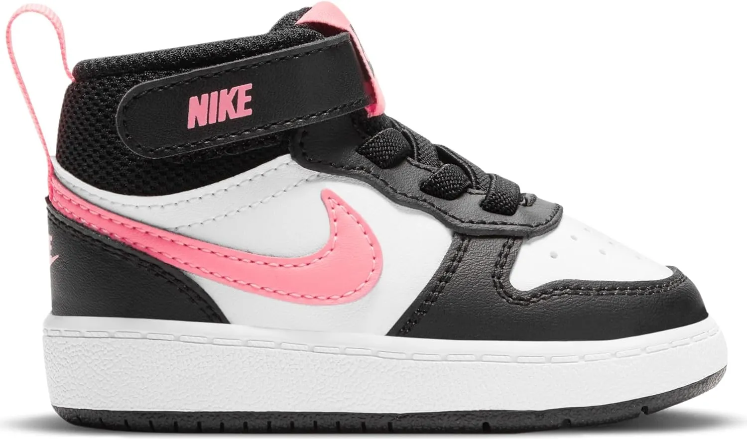 NIKE Boy's Sneaker