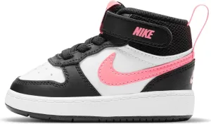 NIKE Boy's Sneaker