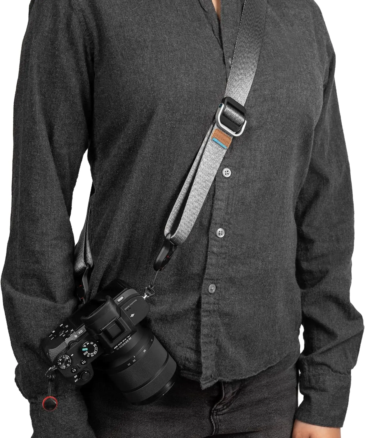 Peak Design Slide Lite Camera Strap, Ash, Configurable as a Sling, Neck or Shoulder Strap, Quick Release and Connection, Smooth and Grippy Side, Camera Straps for Photographers, 200 lb Capacity