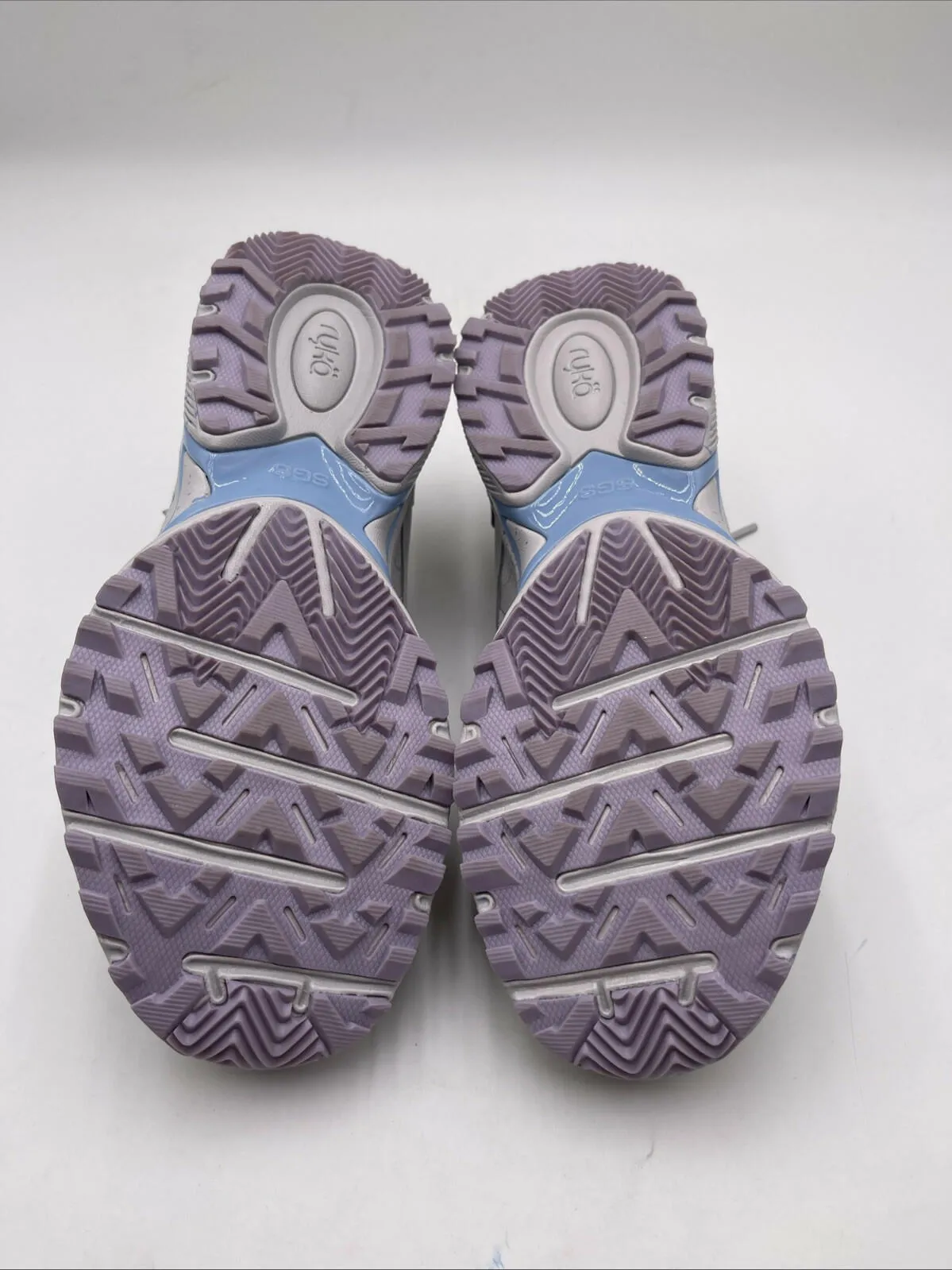 Ryka Women's Sky Stride Walking Sneaker Gray Size 6.5W - Very Good