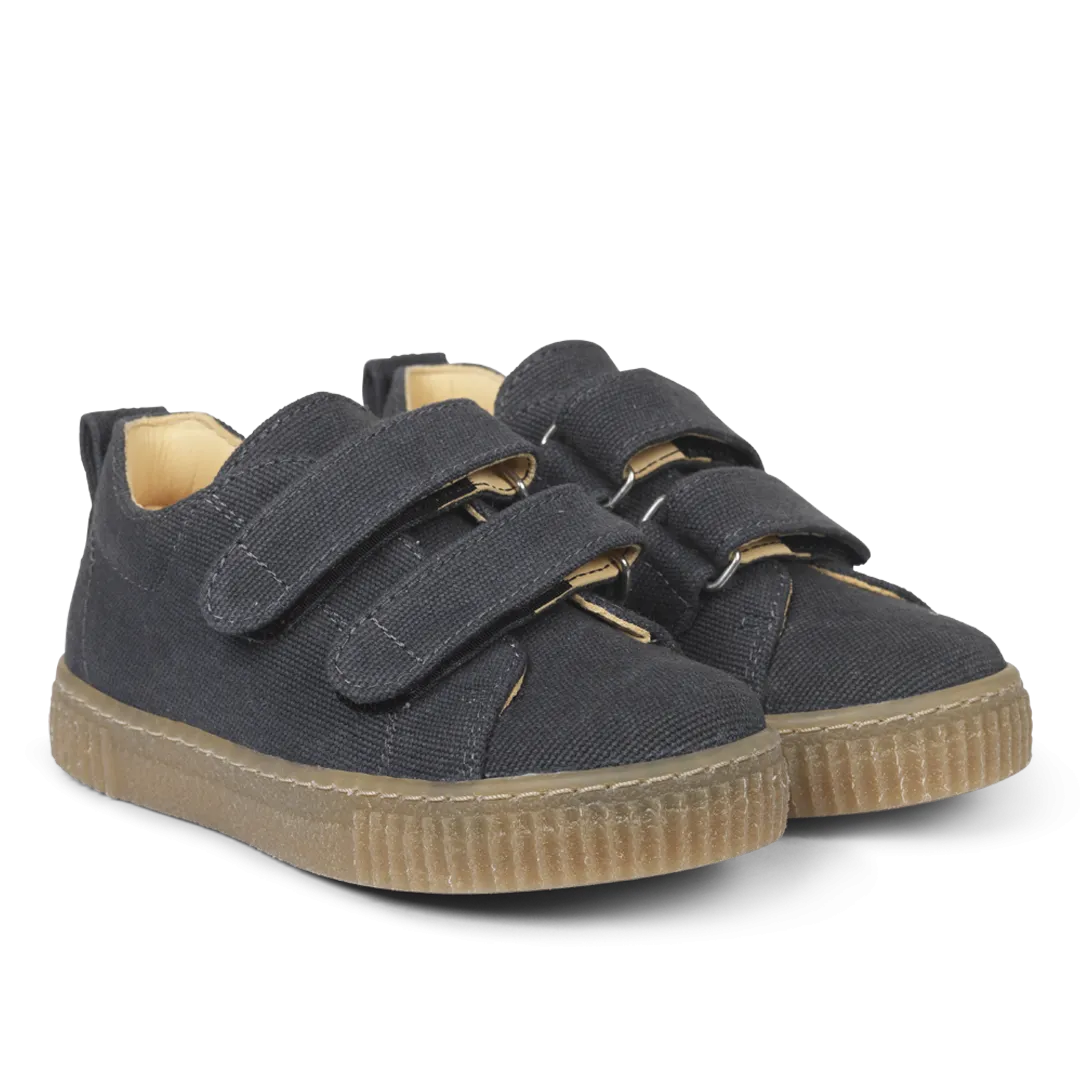 Sneaker with velcro closure