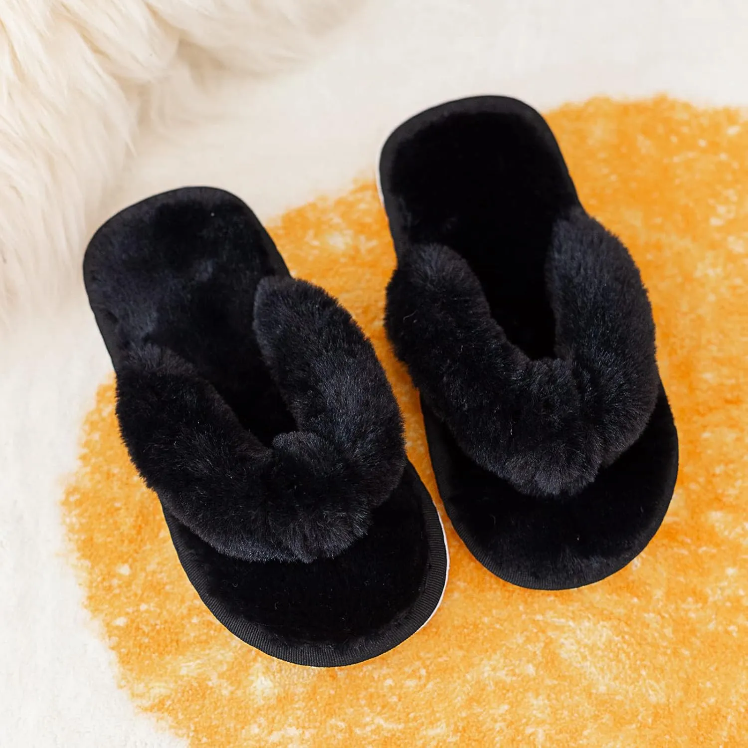 techcity Boys Girls Fuzzy Flip Flop Slippers Kids Cute Soft Comfy Open Toe Fluffy Slip On Thong Flat Sandals House Home Fur Slides Indoor Outdoor