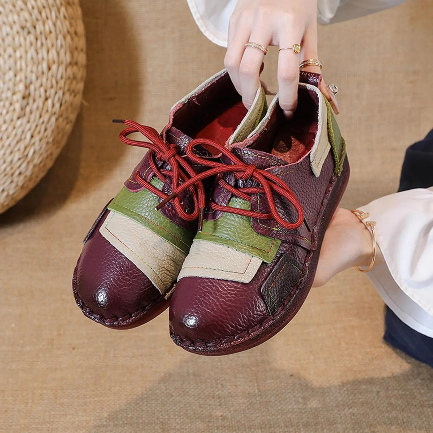 Women's Leather Handmade Lace Up Comfortable Flat Loafers Retro Non-Slip Soft Soled Round Toe Slip-on Casual Mom Walking Shoes for Outdoor Work Driving Running Dating